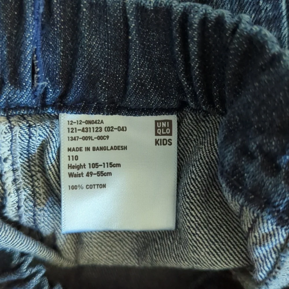 🌻 Uniqlo Kids Pull On Medium Wash Denim Shorts Size 110 (4-5)